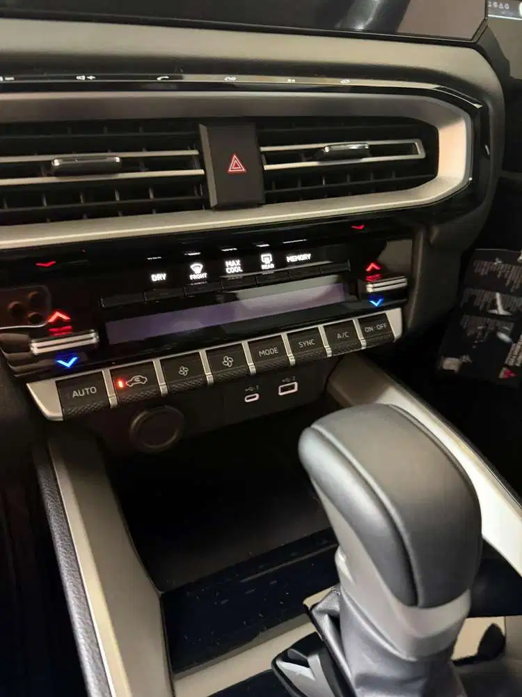 Mitsubishi Destinator 2025 Bensin