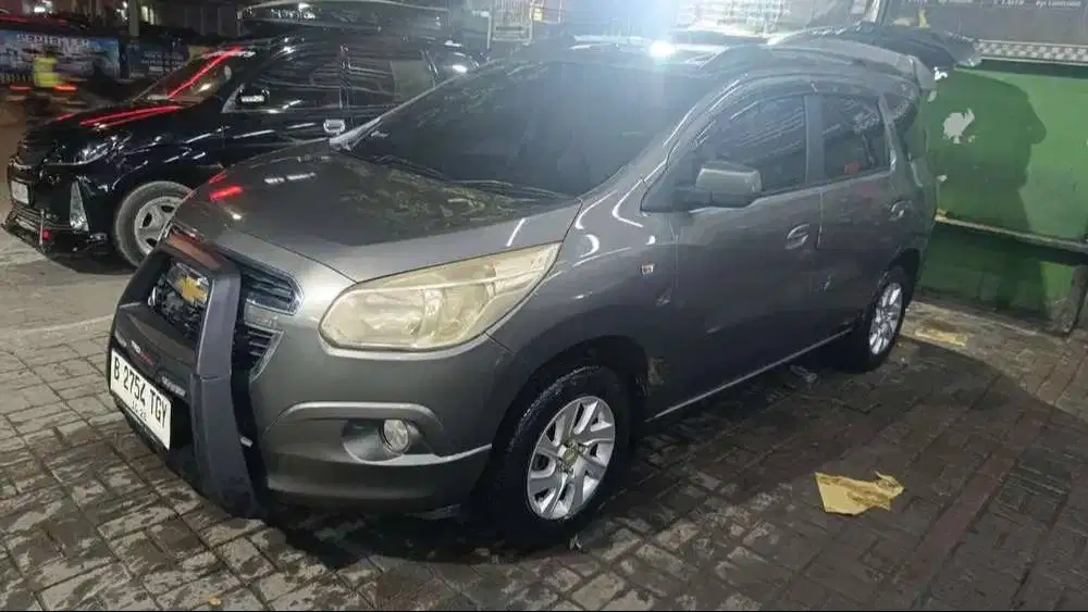 Chevrolet Spin MATIC AT 2013