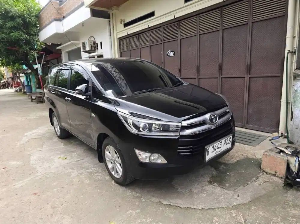Toyota Kijang Innova Inova Reborn V Manual MT Tahun 2019 Hitam , 2018