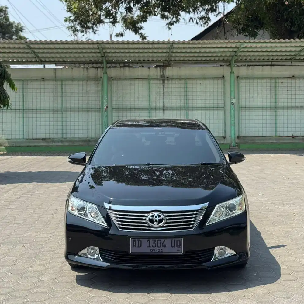 Toyota Camry V 2013