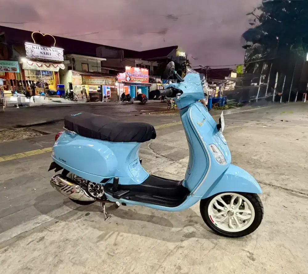 Di jual vespa lx 125 i-get facelift