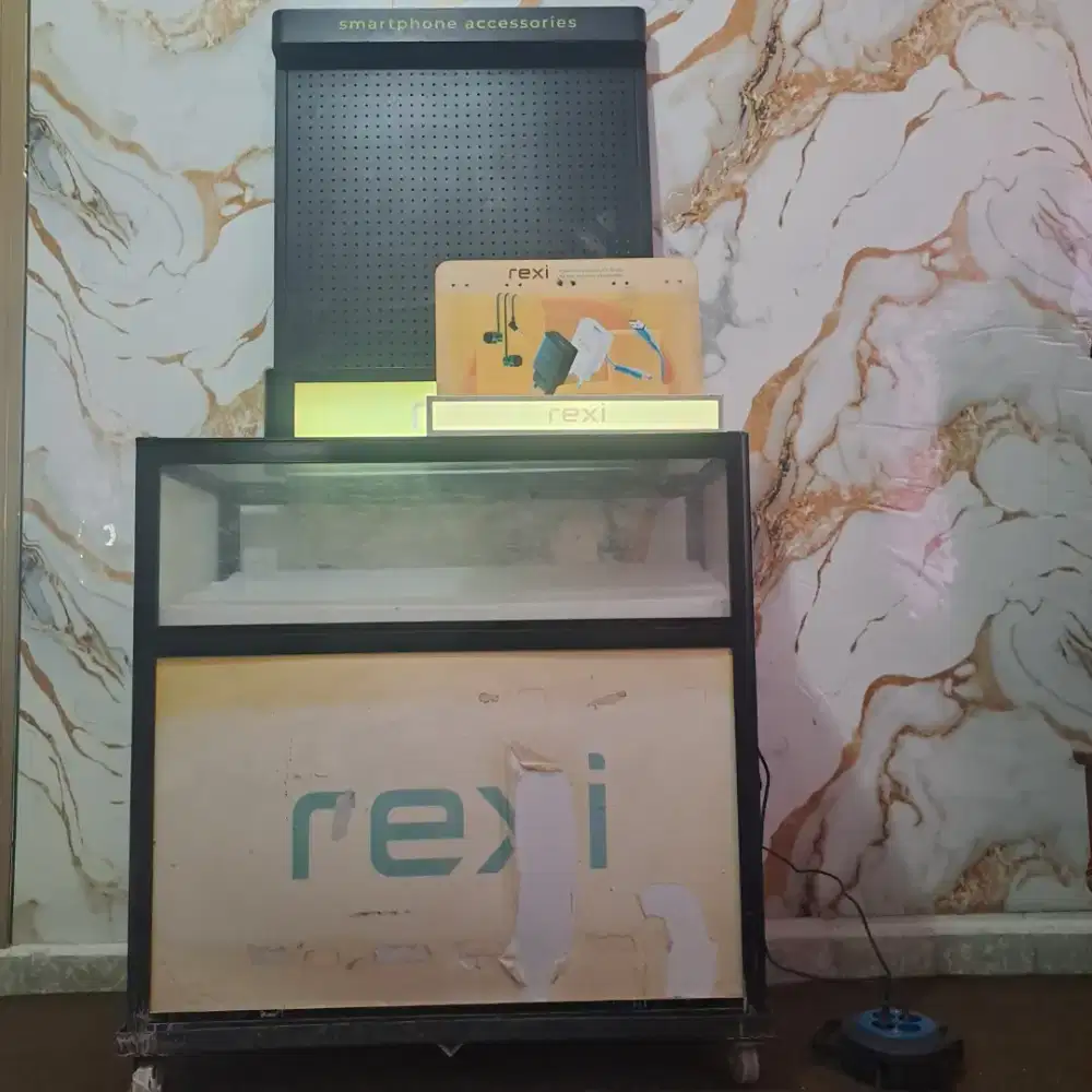 Set Perlengkapan Ponsel BRAND REXI