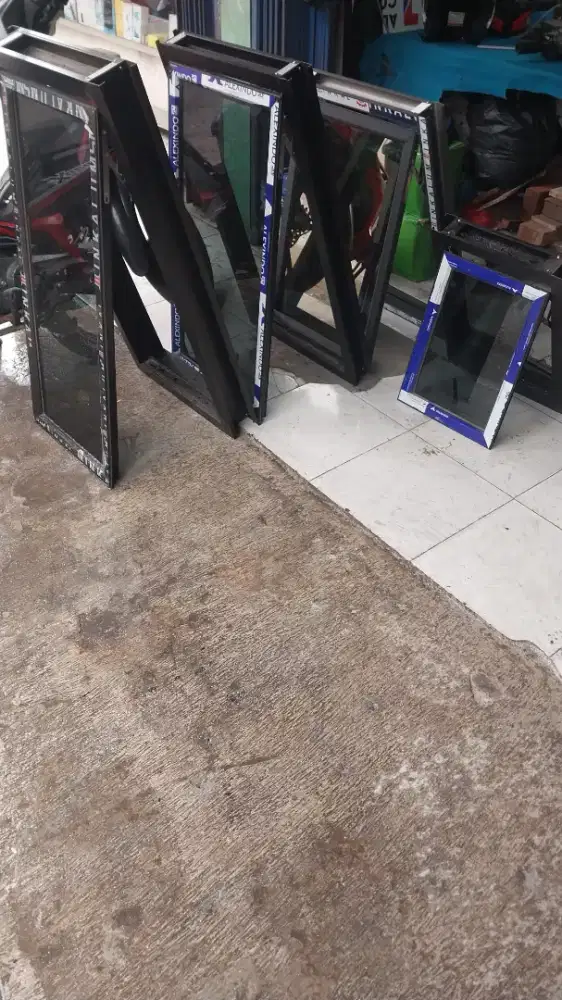 Di jual pintu dan jendela alumunium
