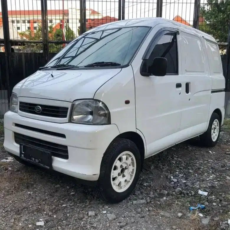CBU JAPAN Hijet cargo DAIHATSU 660cc / MT matic