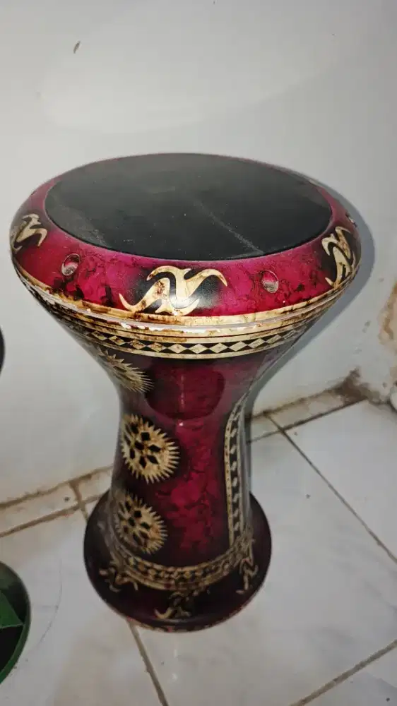 Darbuka alat musik