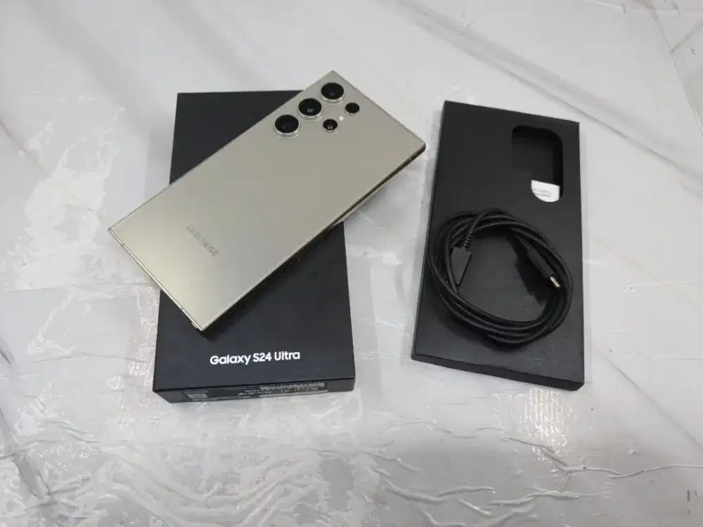 Samsung S24 Ultra Natural 12/256GB