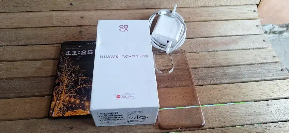 HUWAEI NOVA 13 PRO 12 GB RAM 512 GB INTERNAL