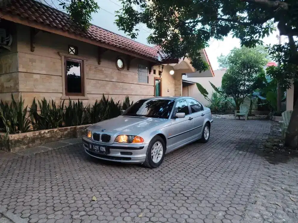 BMW E46 318i 2001 M43 – Banyak Peremajaan, Pajak Juni 2027
