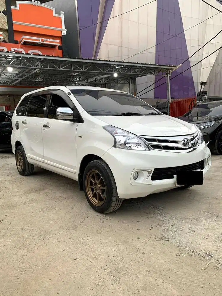 Toyota Avanza 1.3 G AT 2014