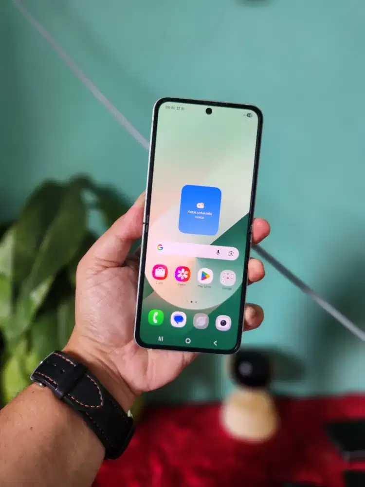 SAMSUNG Z FLIP 6 12/256 SEIN
