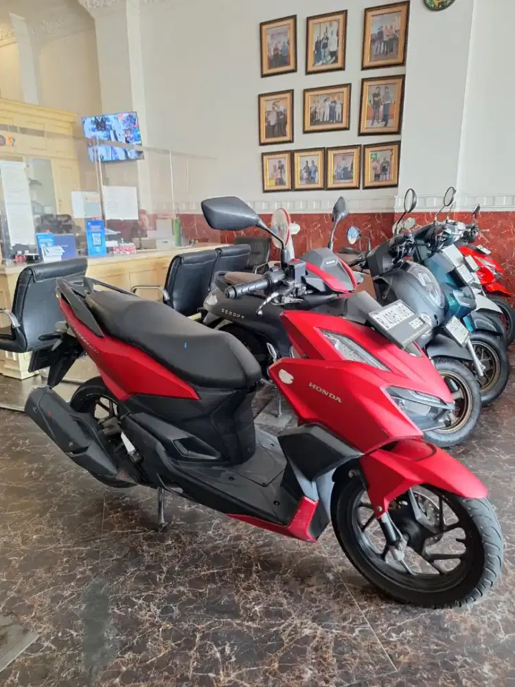 Hub ima . Vario 160 cbs 2023 Dijual Bajong . Surat lengkap