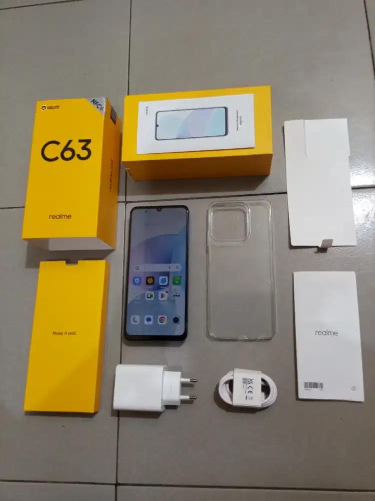 Realme C63 6/128 gb