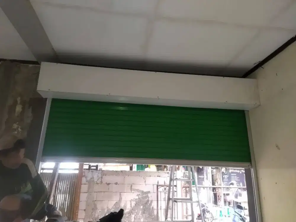Service Rolling door area sawangan Depok Jawa barat