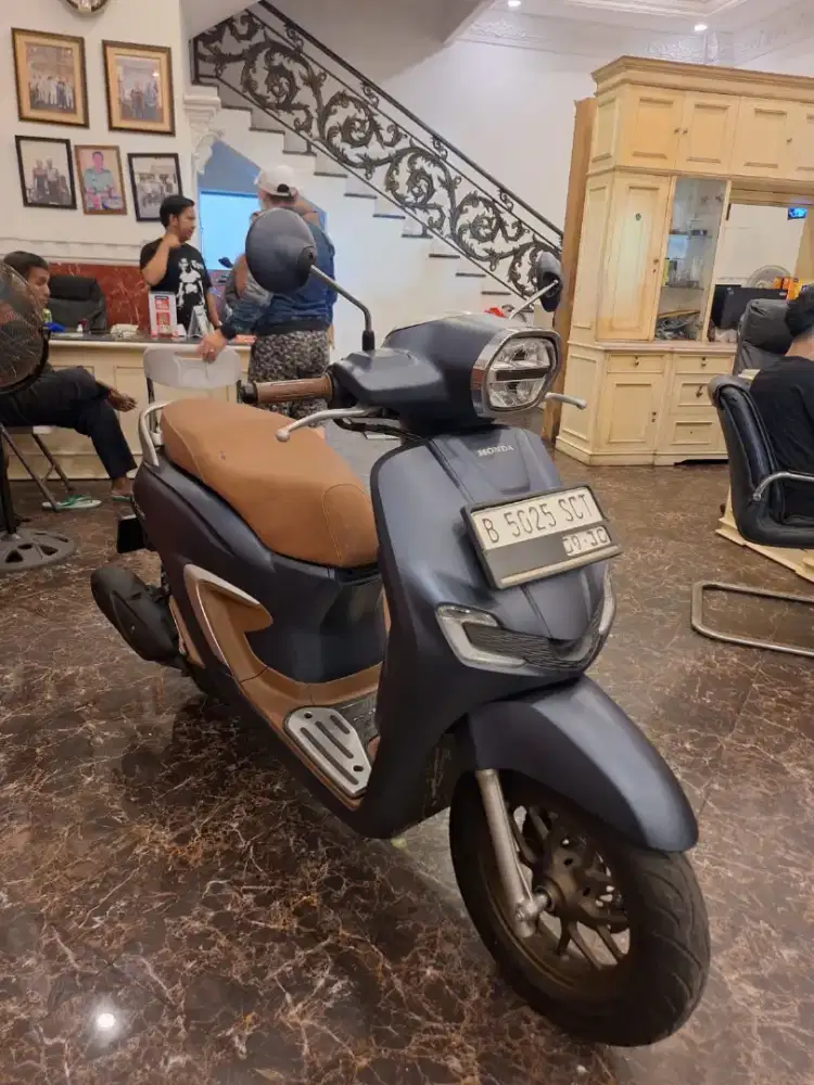 Hub ima . Stylo 160 ABS 2025 KM low , Grade A Garansi Mesin