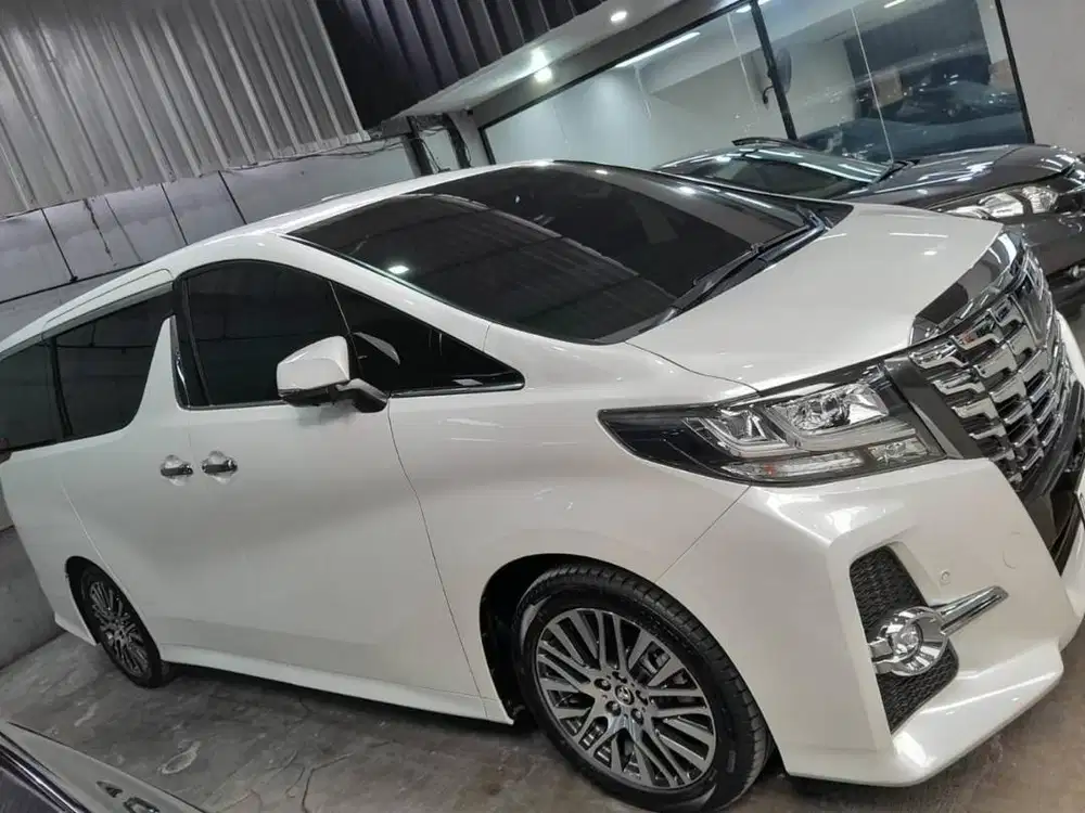 Toyota Alphard SC 2017 – Tipe Tertinggi, First Owner, KM 39rb