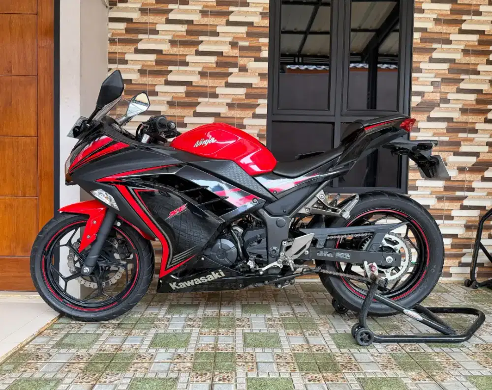 Ninja 250 fi se like new tt r25 cbr 250