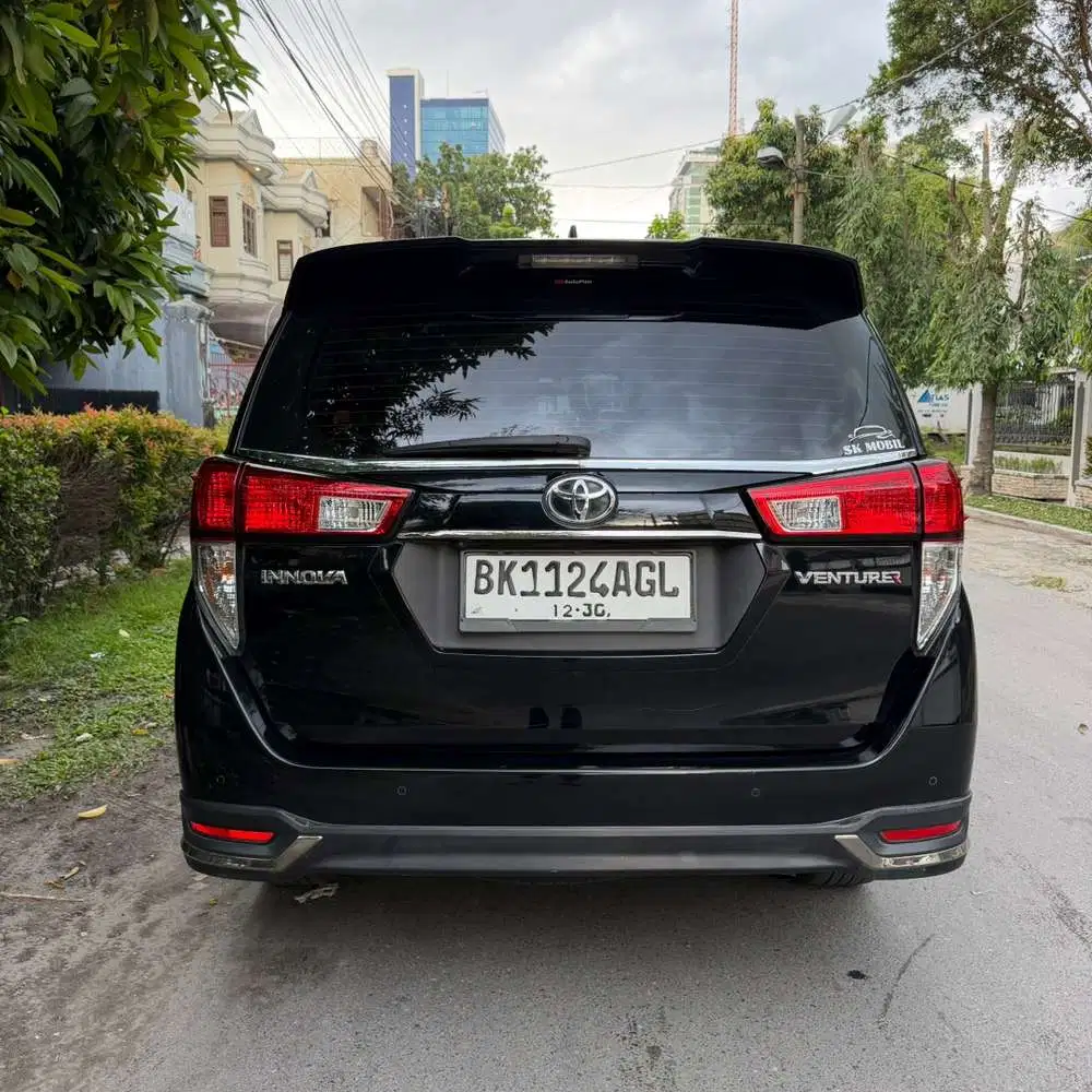 (DP110JT) Toyota Innova 2.4 Venturer Matic 2020