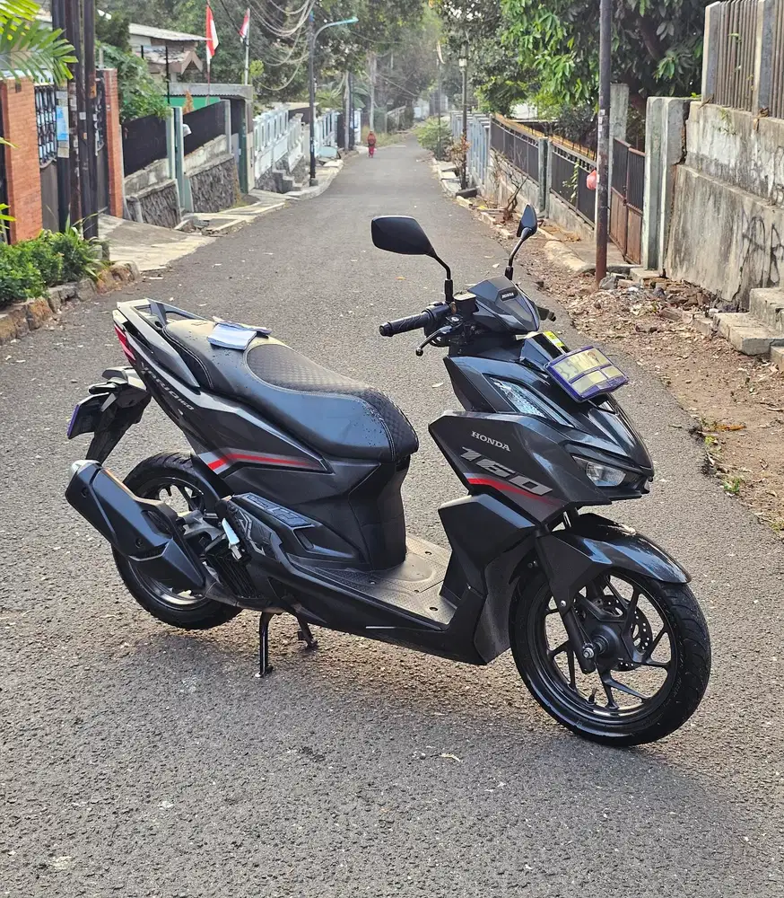 Seperti baru! HONDA NEW VARIO 160 CBS ISS ALARM 2023 pajak ON