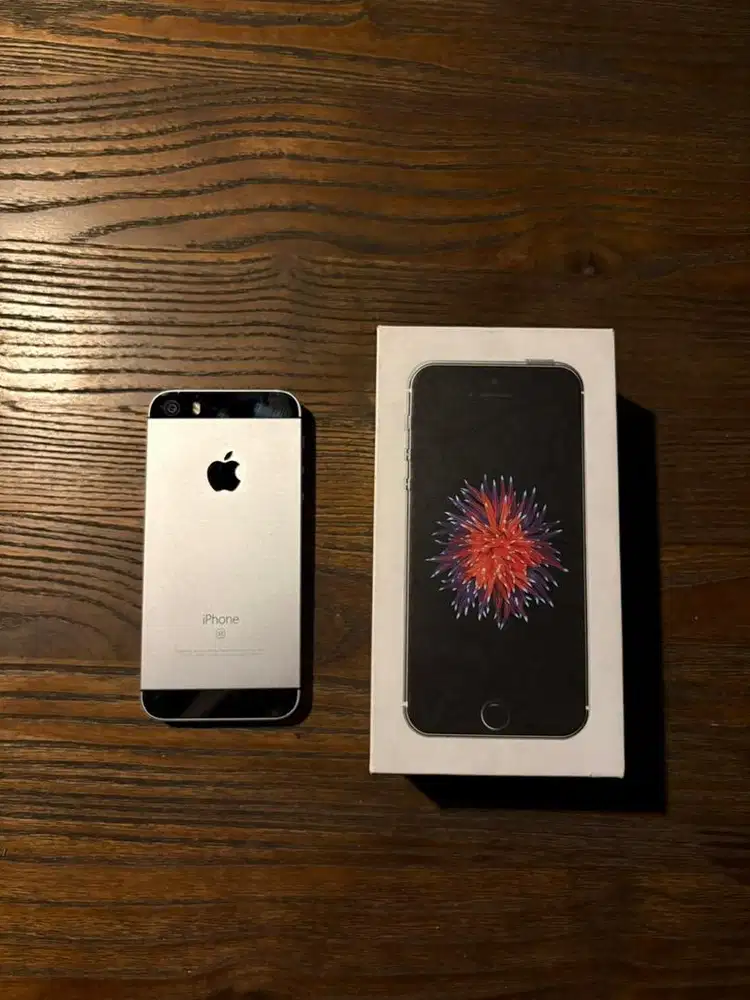 IPHONE SE GEN 1 SPACE GREY