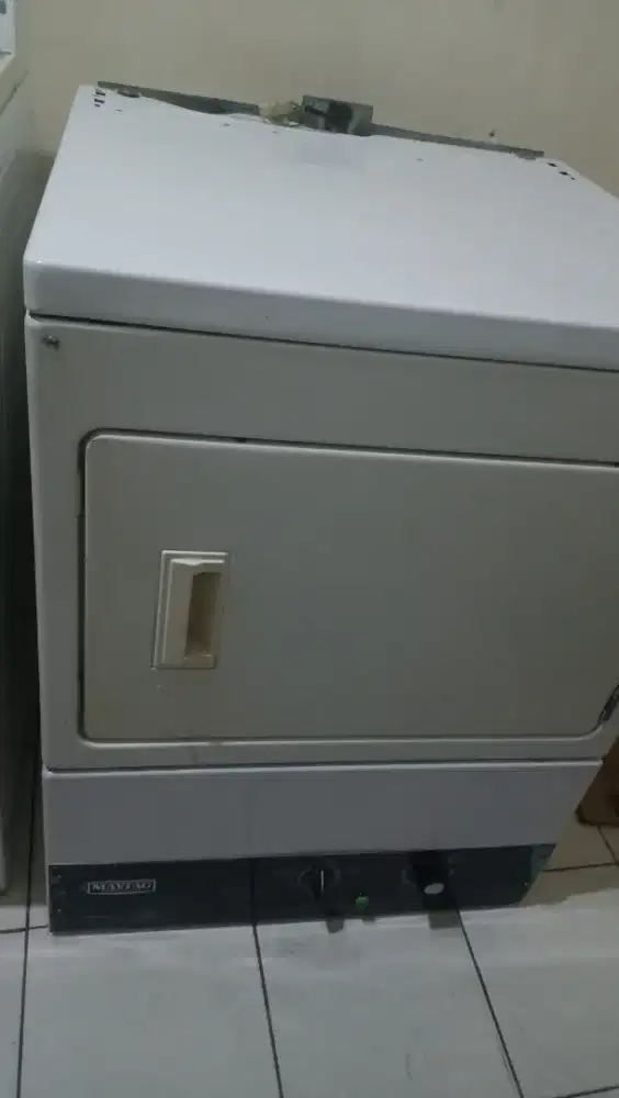 Maytag MDG 20 mesin pengering
