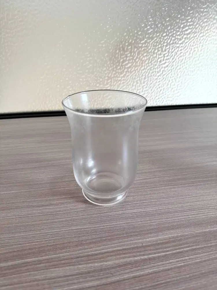 Gelas Kaca Bening / Vas Bunga Mini Lekuk Estetik