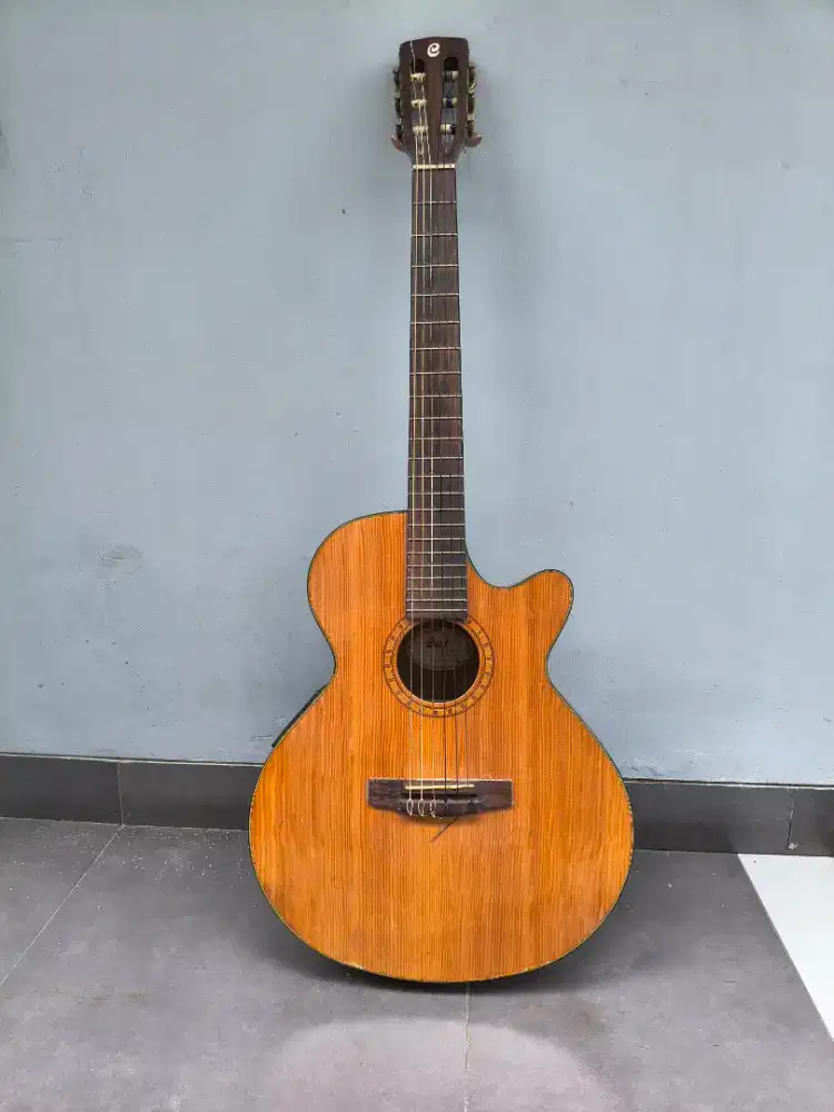 Cort CEC 5 Fishman Classic 4