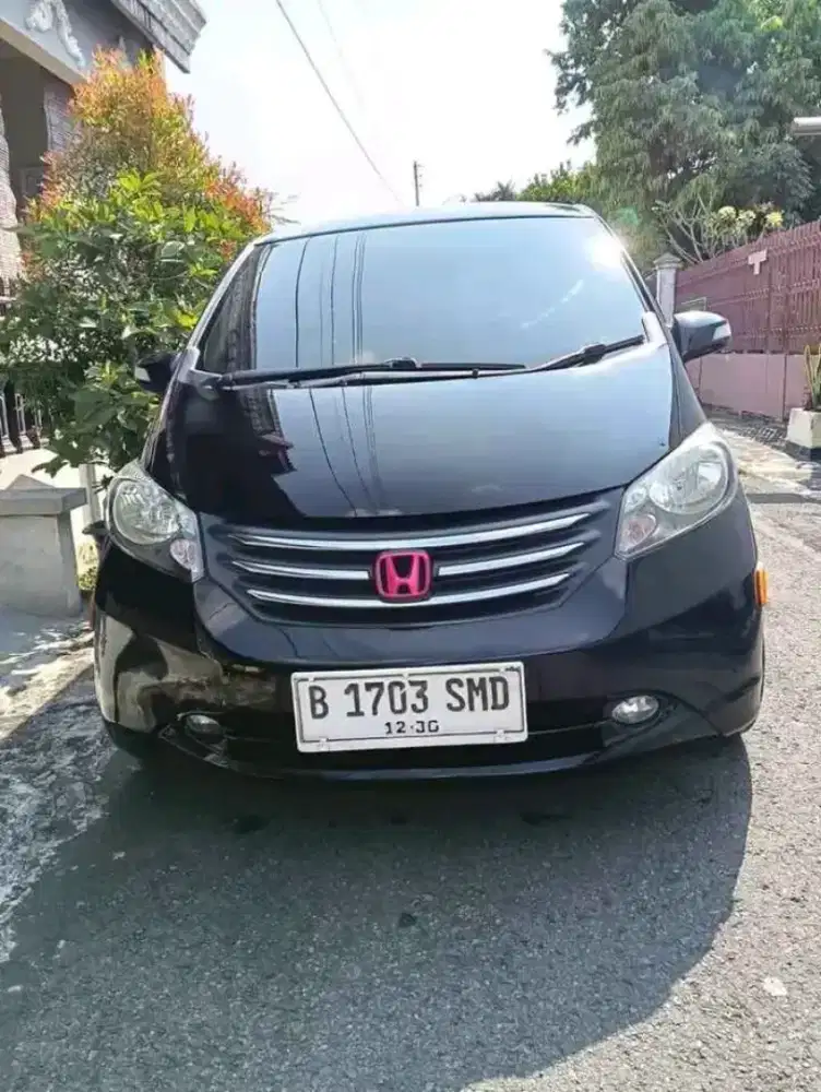 Honda Freed PSD E 2011 Gress