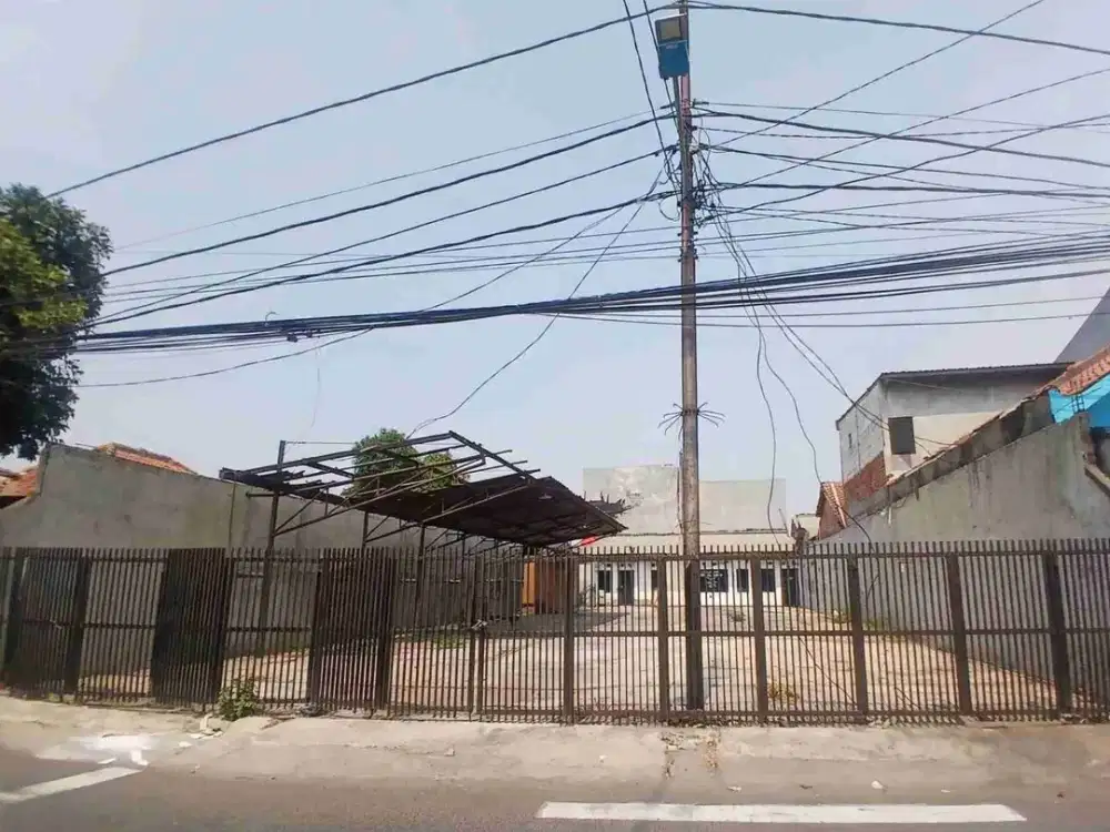 Disewakan Lahan Dan Bangunan Kecil Siap Pakai Usaha Di Pulo Gebang. Jakarta Timur