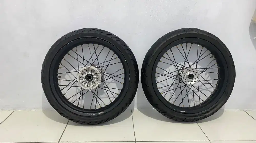 velag Supermoto