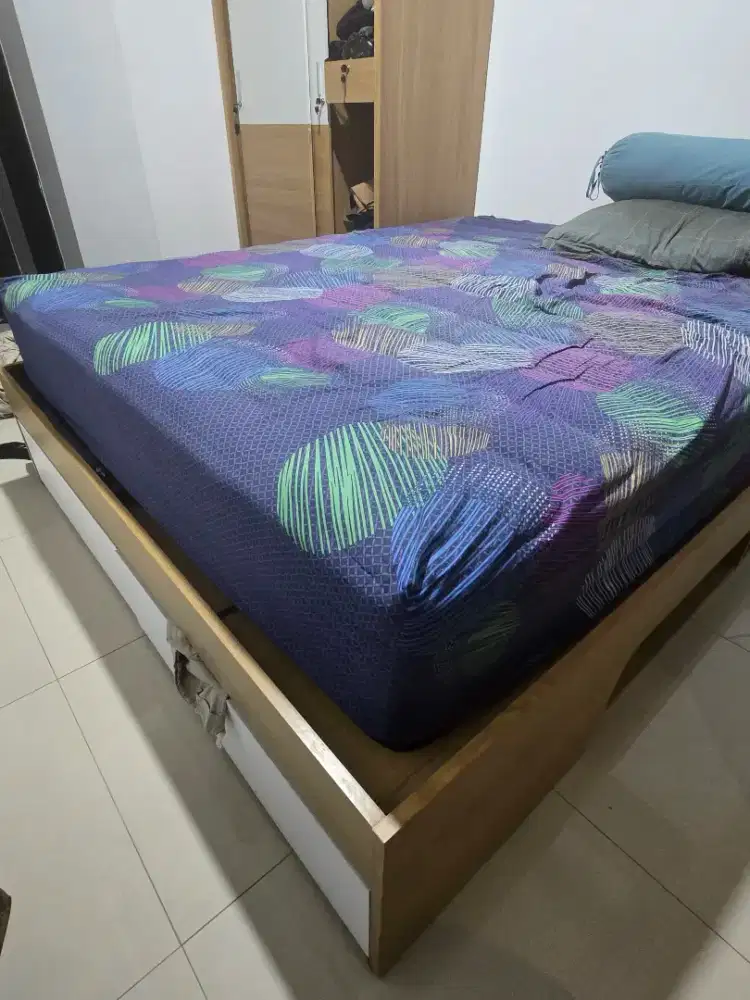 Set Tempat Tidur Minimalis + Kasur Nyaman & Laci Penyimpanan Luas