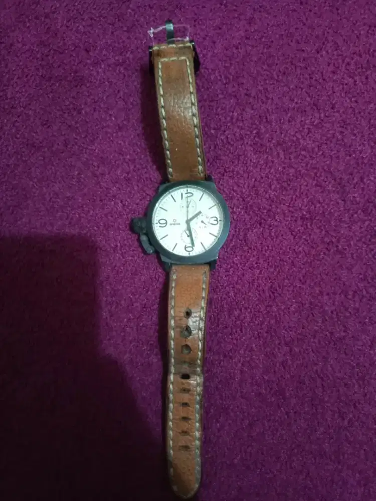jam expeditio brown