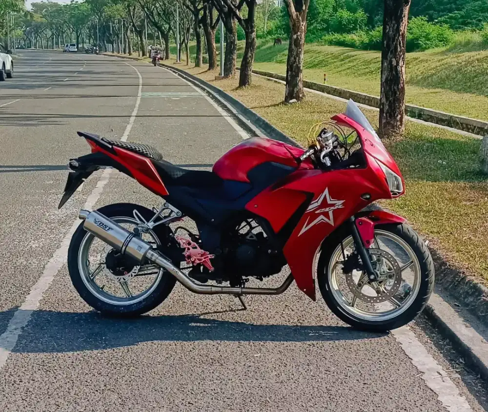 Motor CBR ss komplit