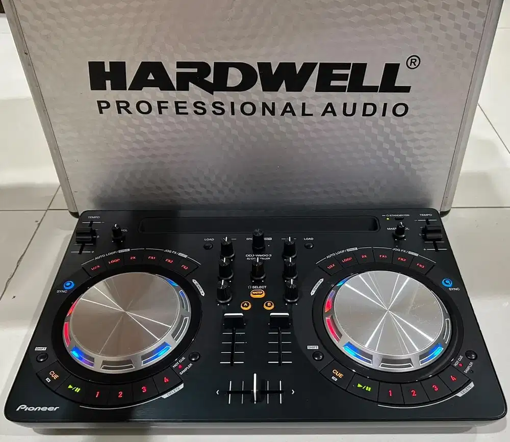 Alat DJ Pioneer DDJ Wego 3 Rekordbox +Hardcase Controller DDJ 400 FLX4