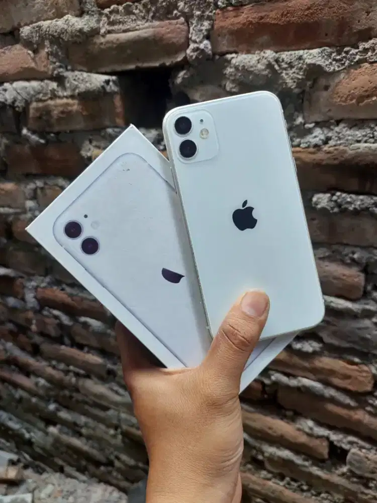 iPhone 11 (128) GB All Operator!! Ex Resmi Internasional J/A