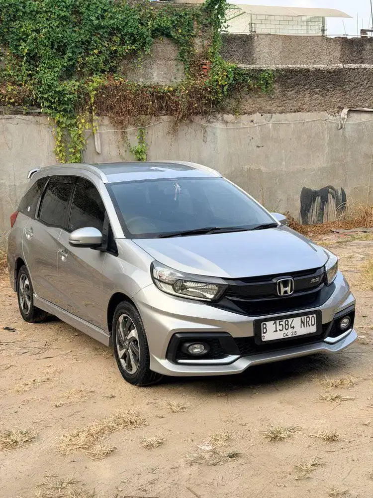 mobilio RS at matic  2017 new model km low