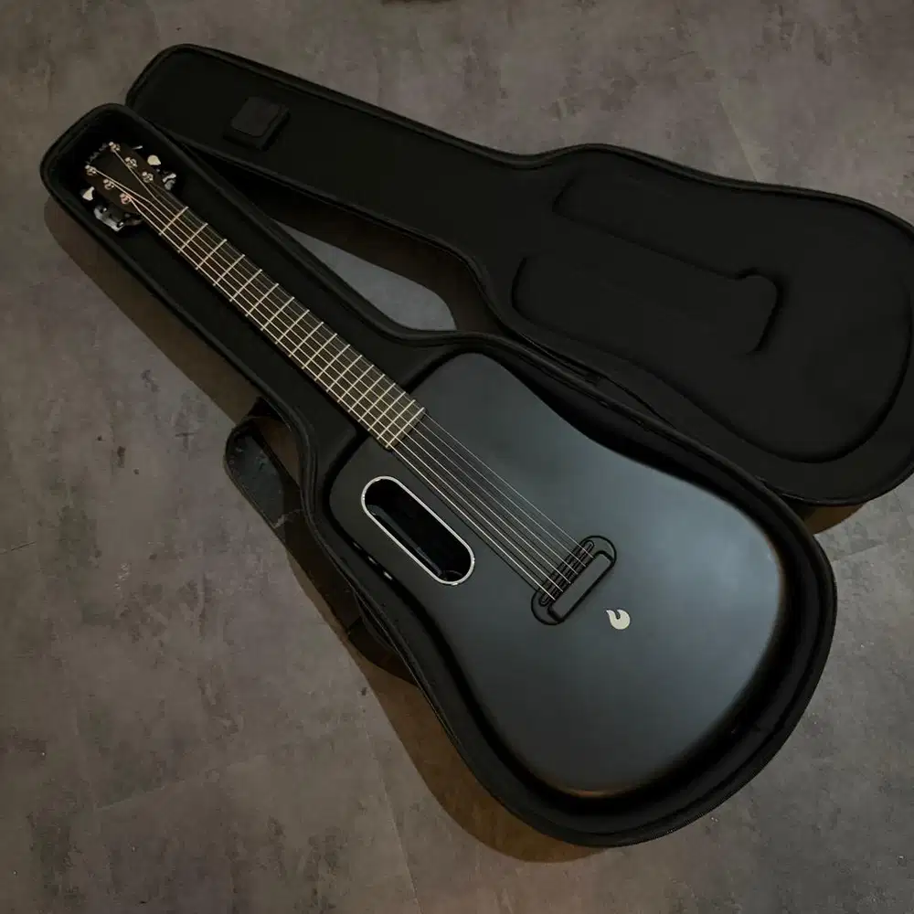 Lava ME 2 Carbon Original Travel Guitar