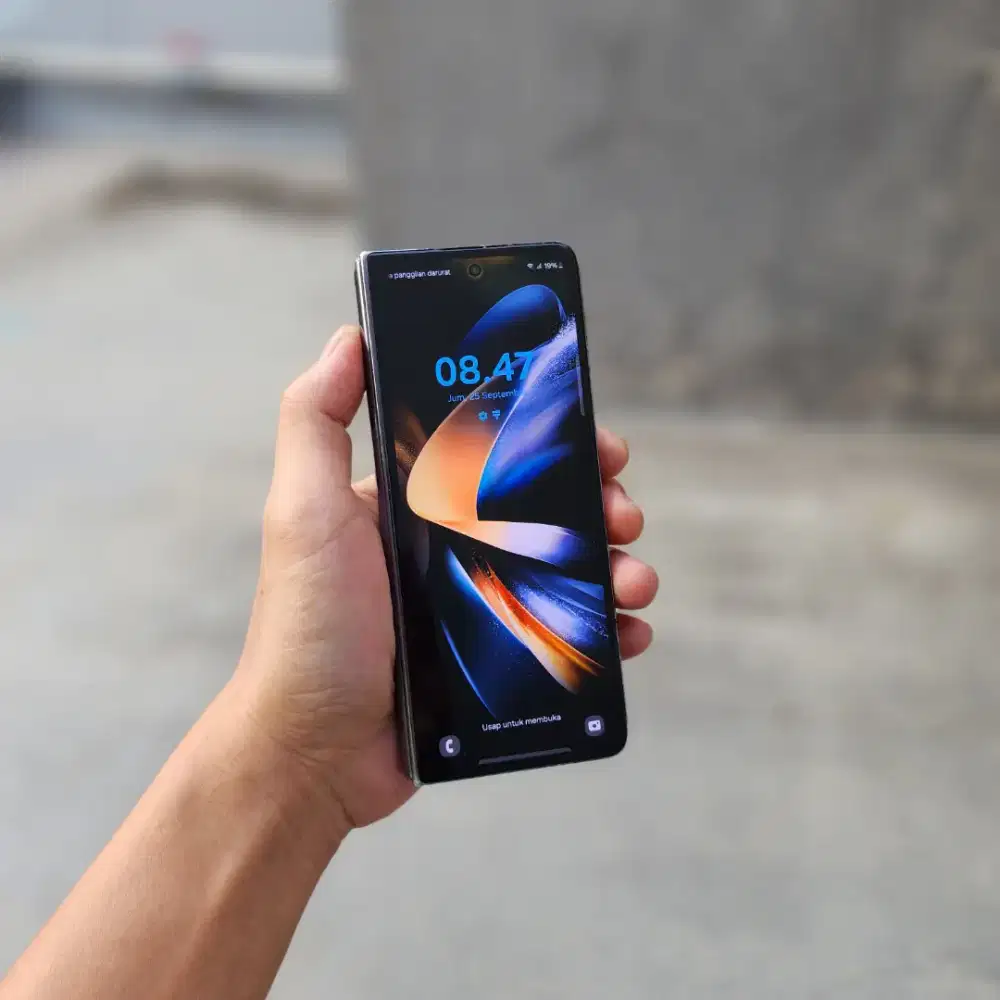 SAMSUNG GALAXY Z FOLD 4 SEIN 5G 12/256 MINUS LCD DALAM FUNGSI NORMAL