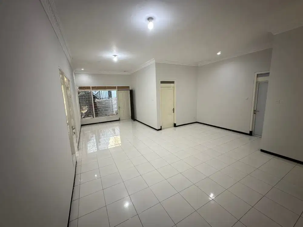Sewa Kontrakan Rumah di Manyar Tirtomoyo Harga Murah Surabaya Timur Dekat Unair SMA Petra Tahunan Per 2026 Dibawah 75jt