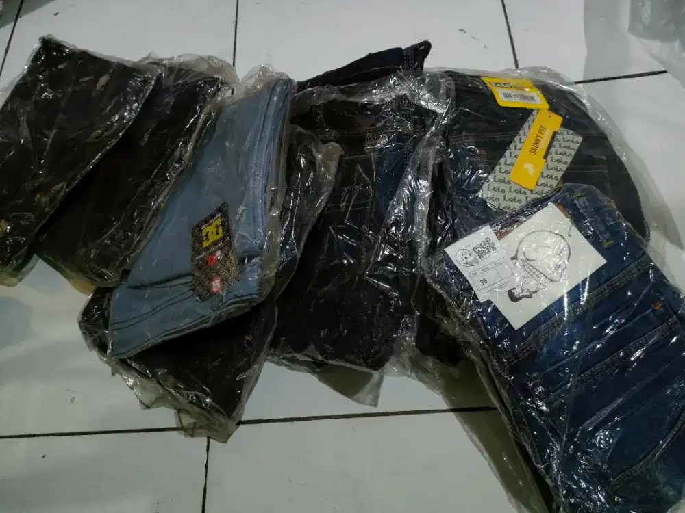 Celana denim size 27-31