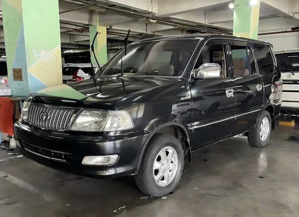 Toyota Kijang Kapsul LGX 1.8 EFI AT 2003