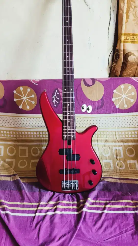 Bass Yamaha RBX 170
