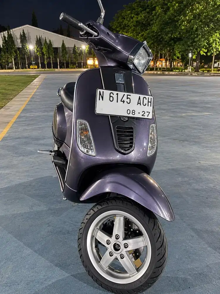 Vespa S150 3V Injection Warna Idola