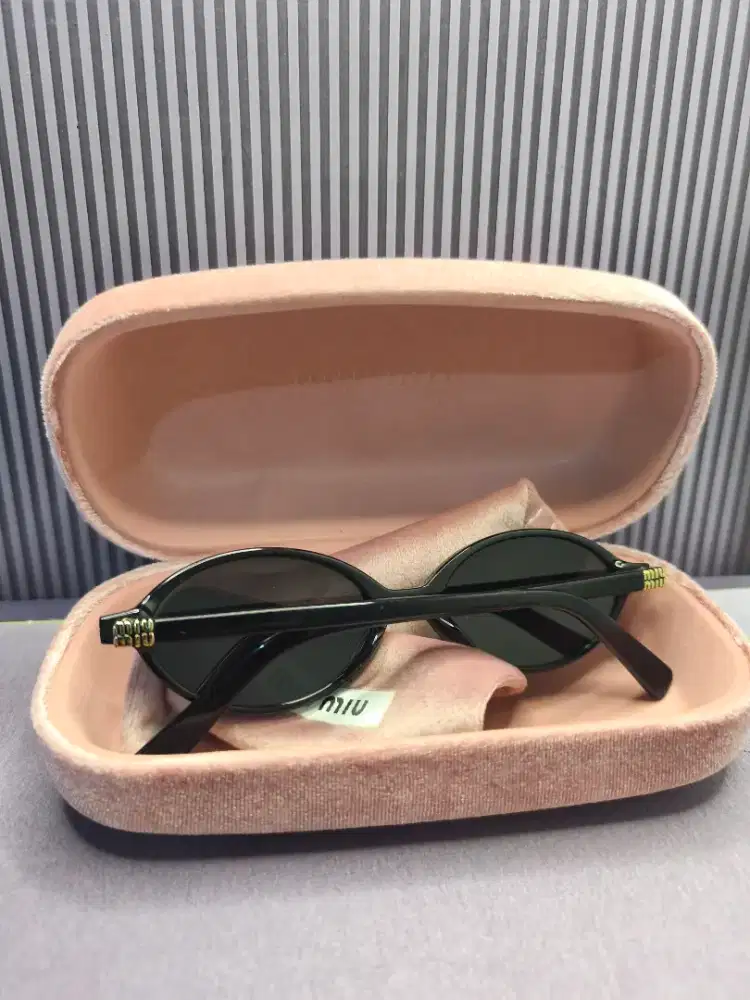 Sunglasses Miu Miu original
