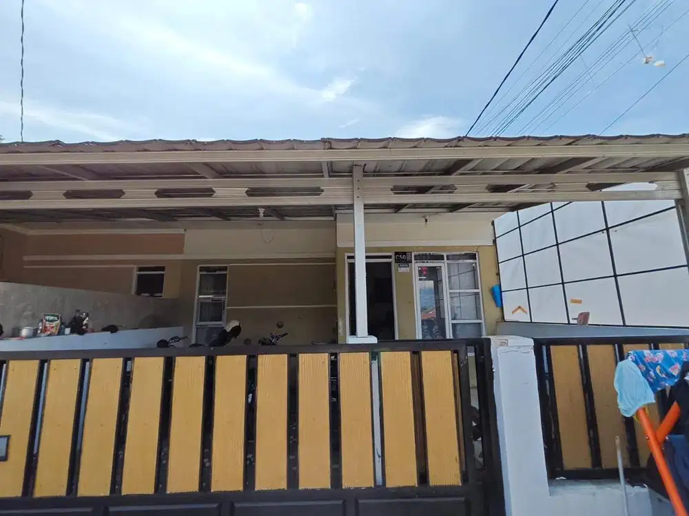 di jual rumah posisi hook lokasi strategis