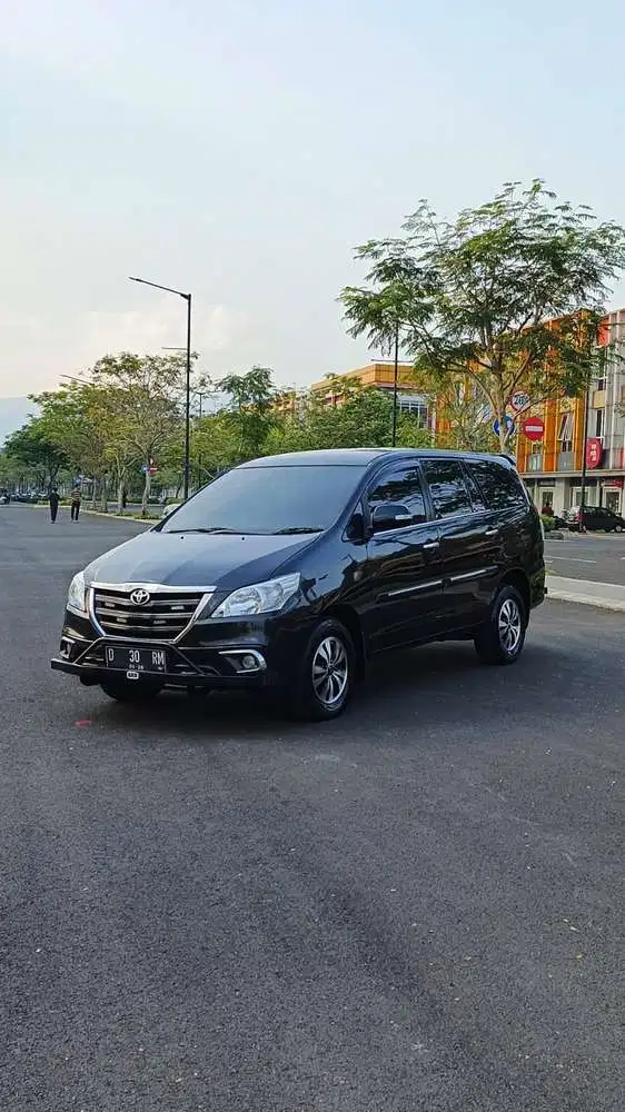 Toyota Kijang Innova 2006 Bensin