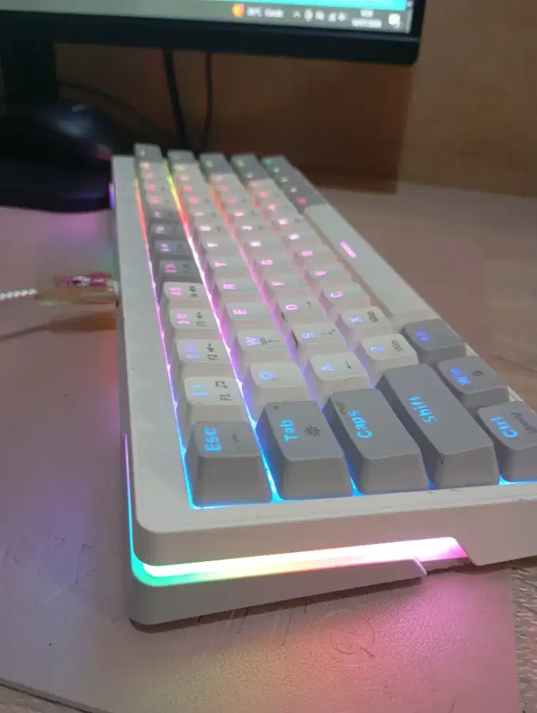 Keyboard gaming mechanical RGB