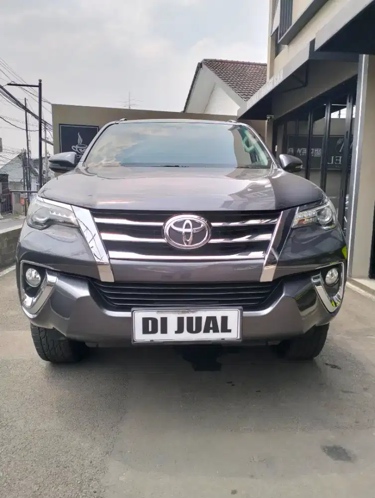 Toyota Fortuner SRZ Bensin