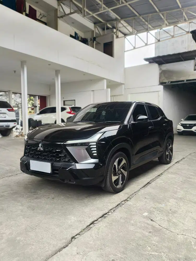 LOW KM PAJAK HIDUP Mitsubishi XFORCE Ultimate AT 2024 km15rb Istimewa