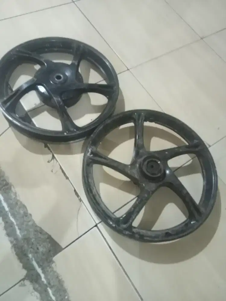 Jual aja pelek bekas motor mio