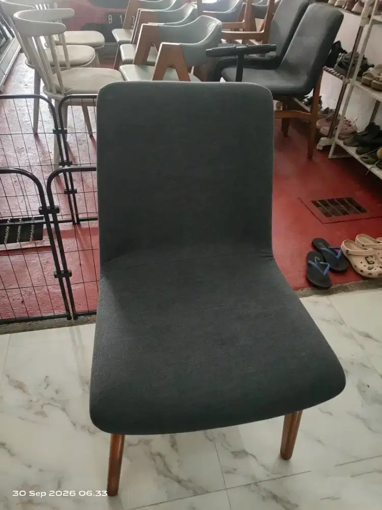 Dijual kursi ex resto
